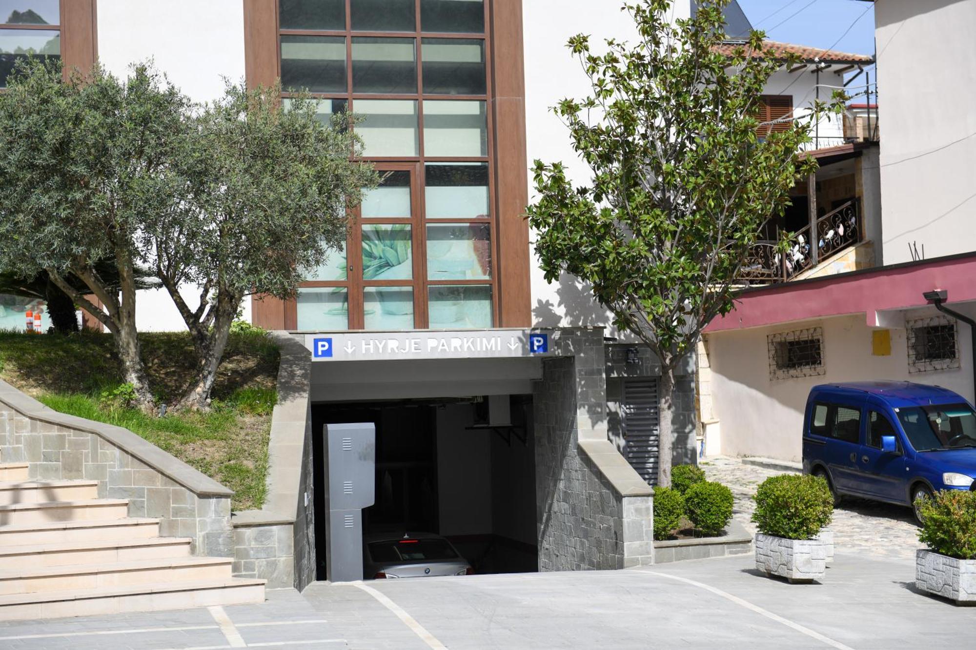 Guest House Cela City Centre Berat Extérieur photo