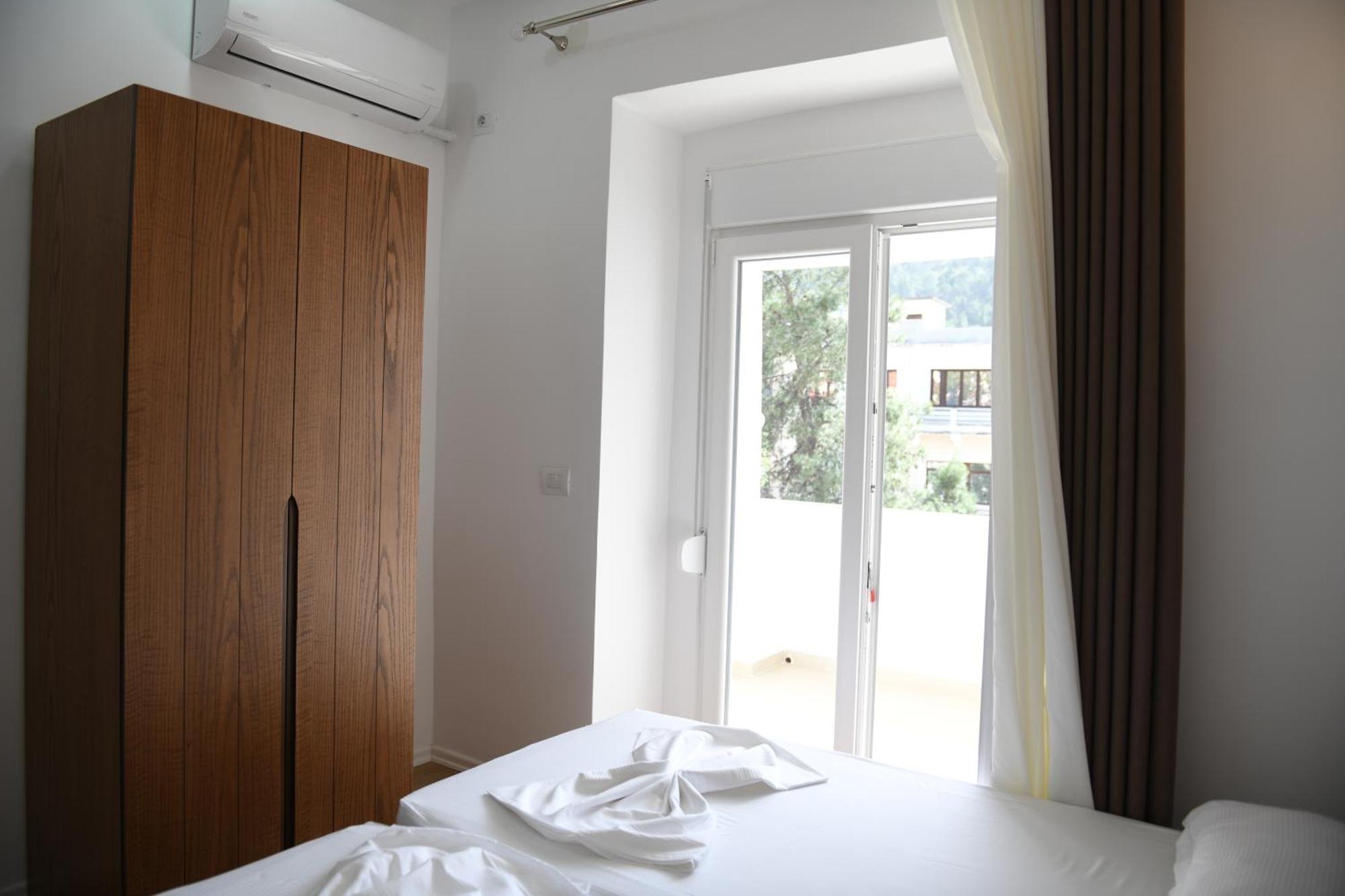Guest House Cela City Centre Berat Extérieur photo