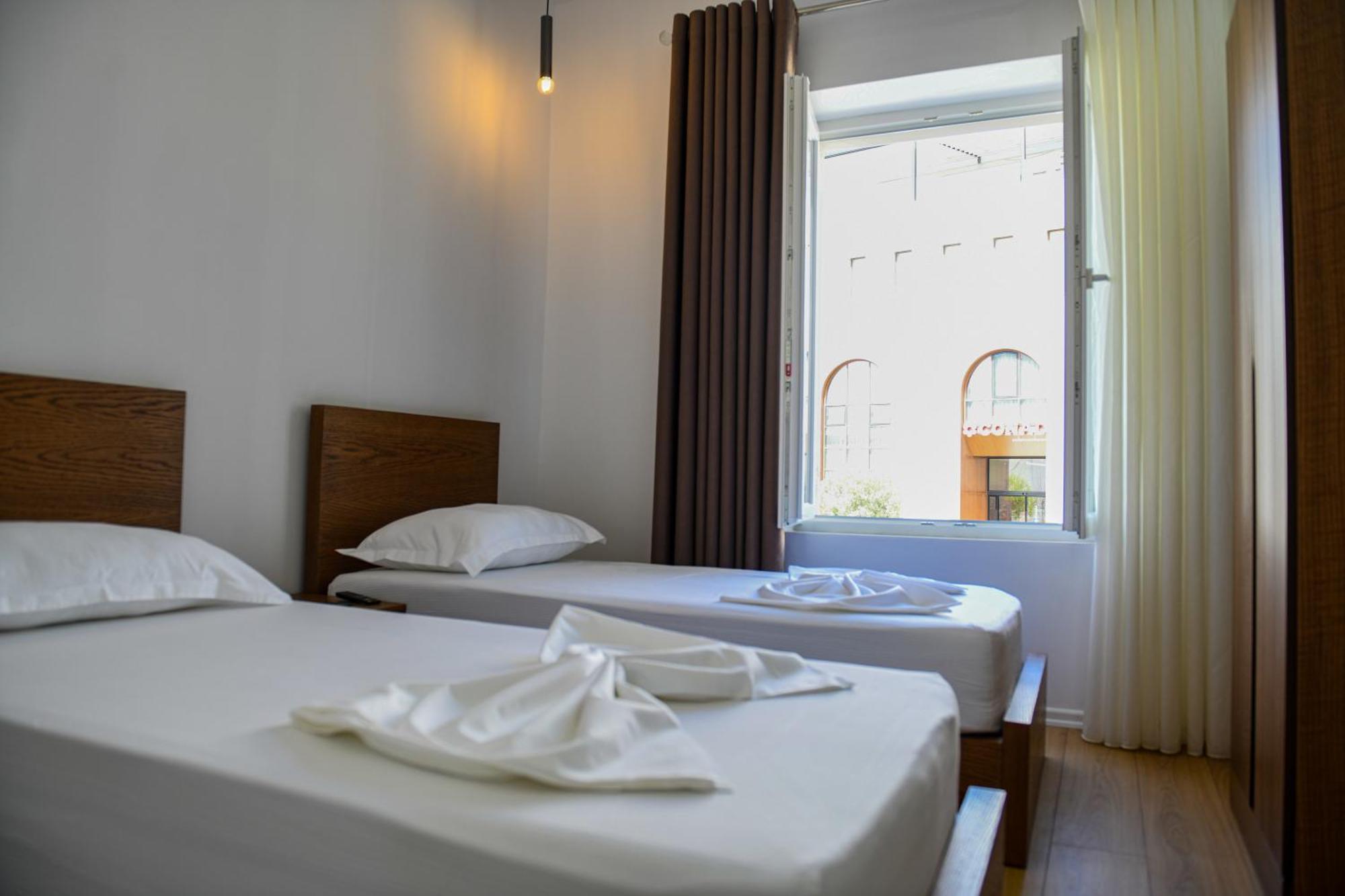 Guest House Cela City Centre Berat Extérieur photo