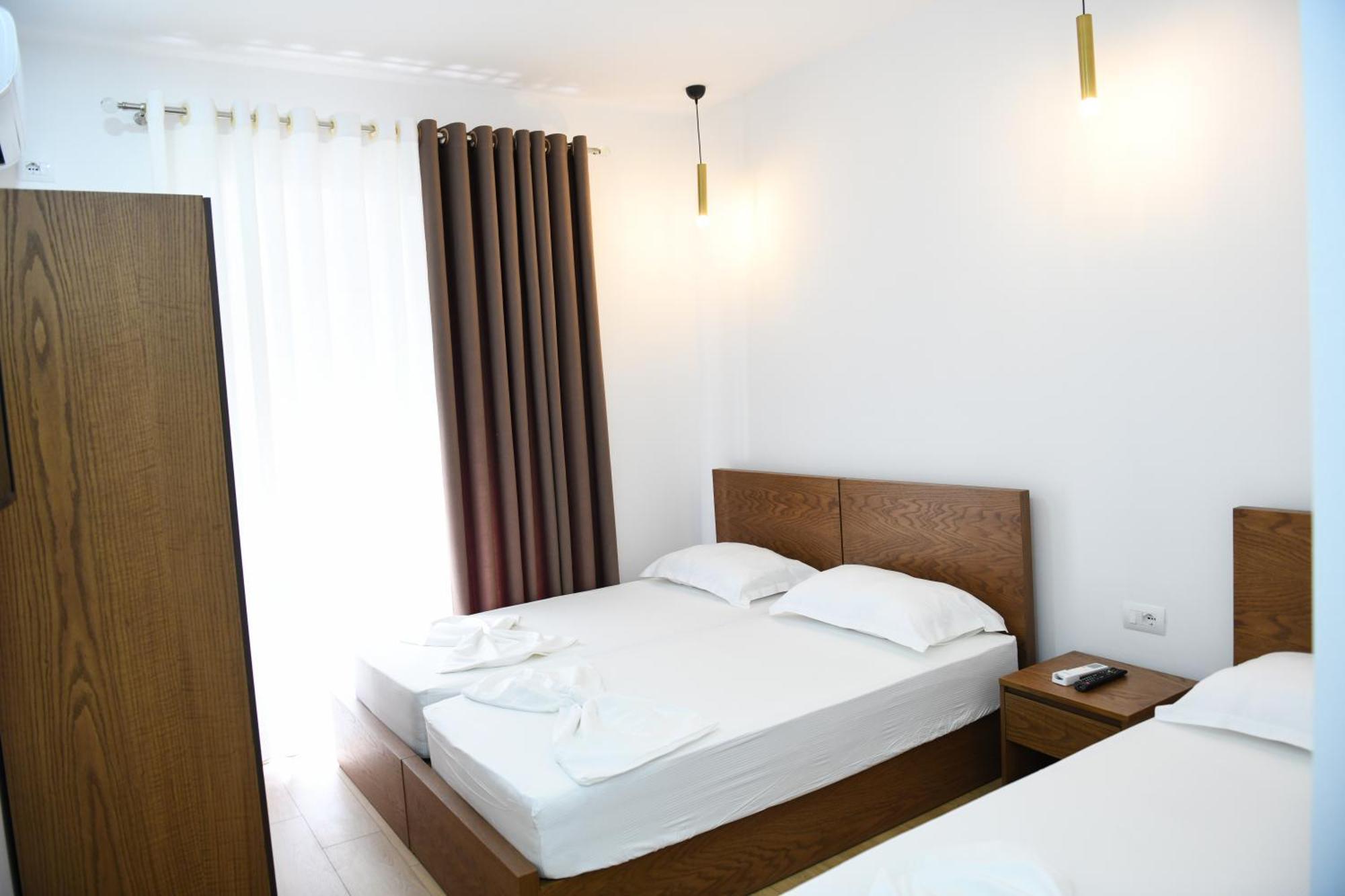 Guest House Cela City Centre Berat Extérieur photo